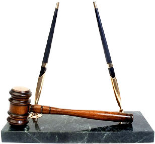 Photo of a gavel and pen set