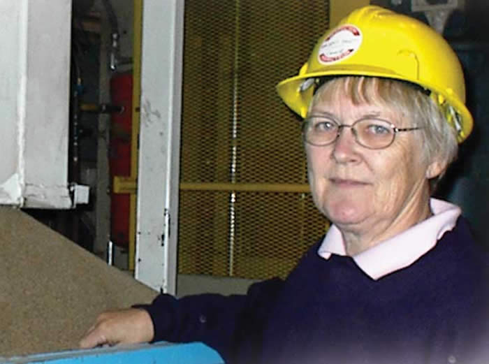 Photo de Henriette Pollon au travail